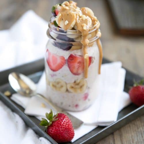 Strawberry Banana Overnight Oats with Peanut Butter