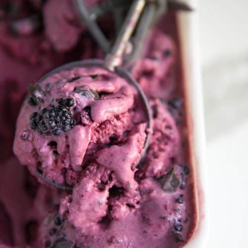 Easy No-Churn Blackberry and Chocolate Chunk Ice Cream