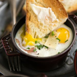 Baked Eggs in Mini Cocottes with Spinach and Prosciutto