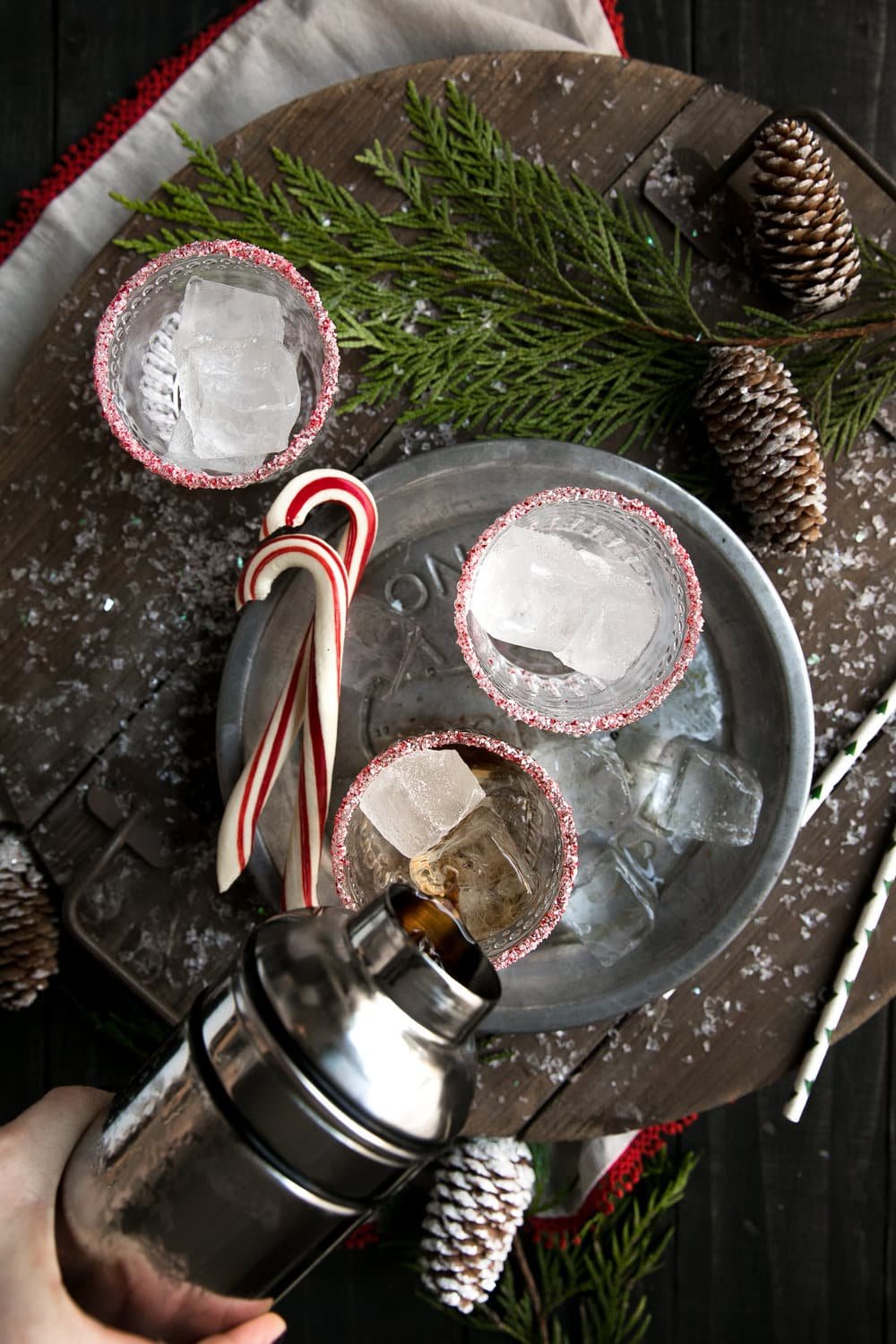 Holiday Peppermint White Russian. Made with Kahlúa, Peppermint Schnapps, and Vodka, this delicious cocktail is perfect for the cold holiday season.