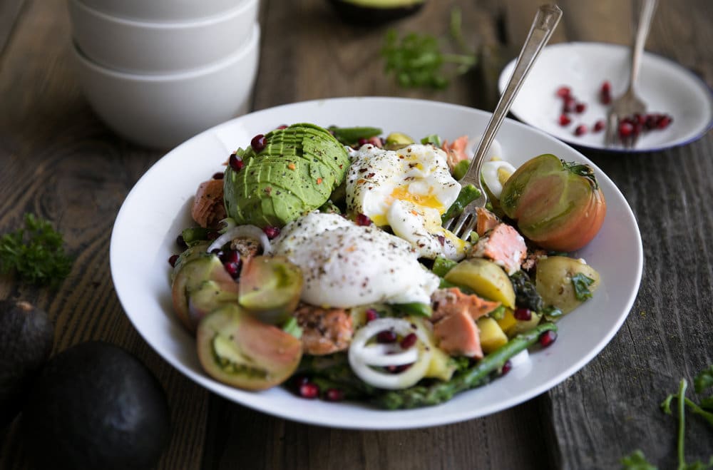 Easy Asparagus and Avocado Potato Salad with Poached Egg and Salmon