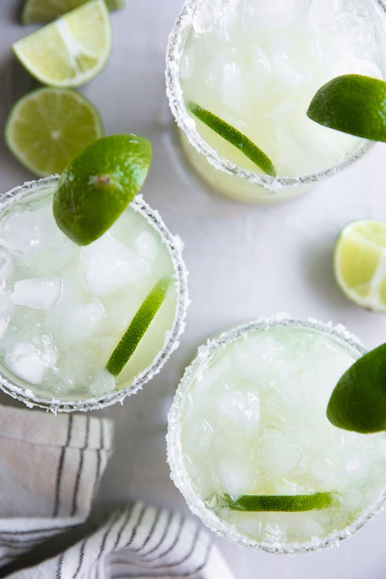 Classic Margarita Recipe (How to Make a Margarita) - The Forked Spoon