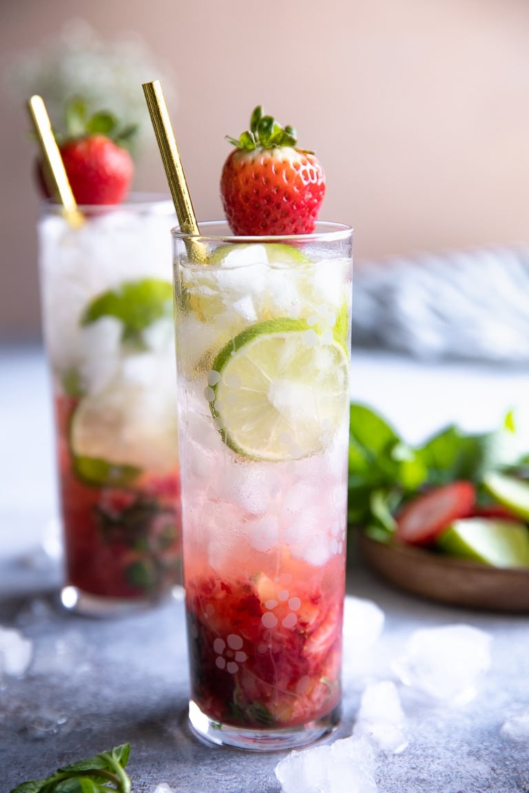 Strawberry Mojito Recipe - The Forked Spoon