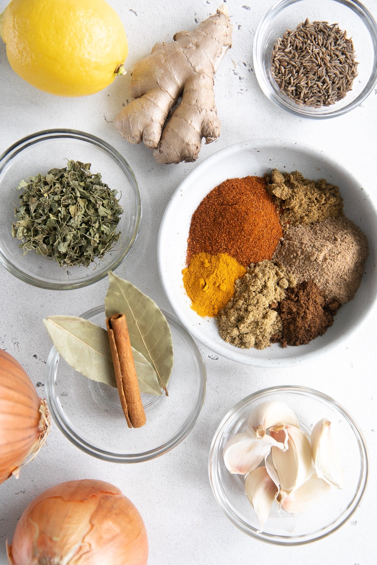 Image of the seasoning and spices that you'll need to make chana masala.