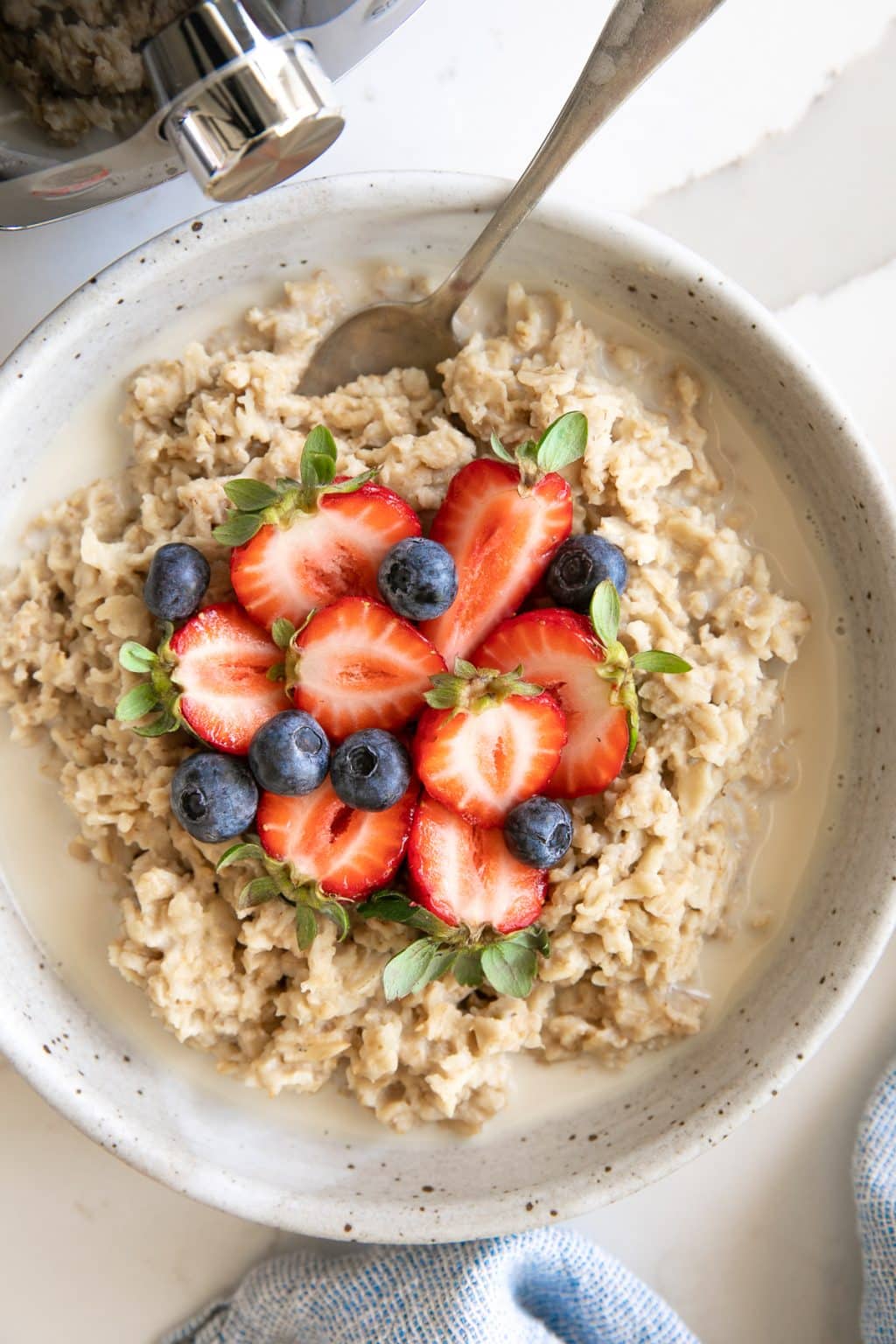 Instant Pot Oatmeal - The Forked Spoon