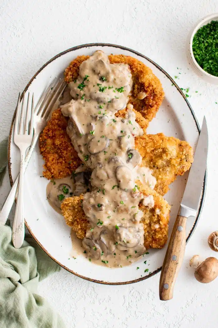 Jägerschnitzel Pork Schnitzel And Mushroom Gravy The Forked Spoon