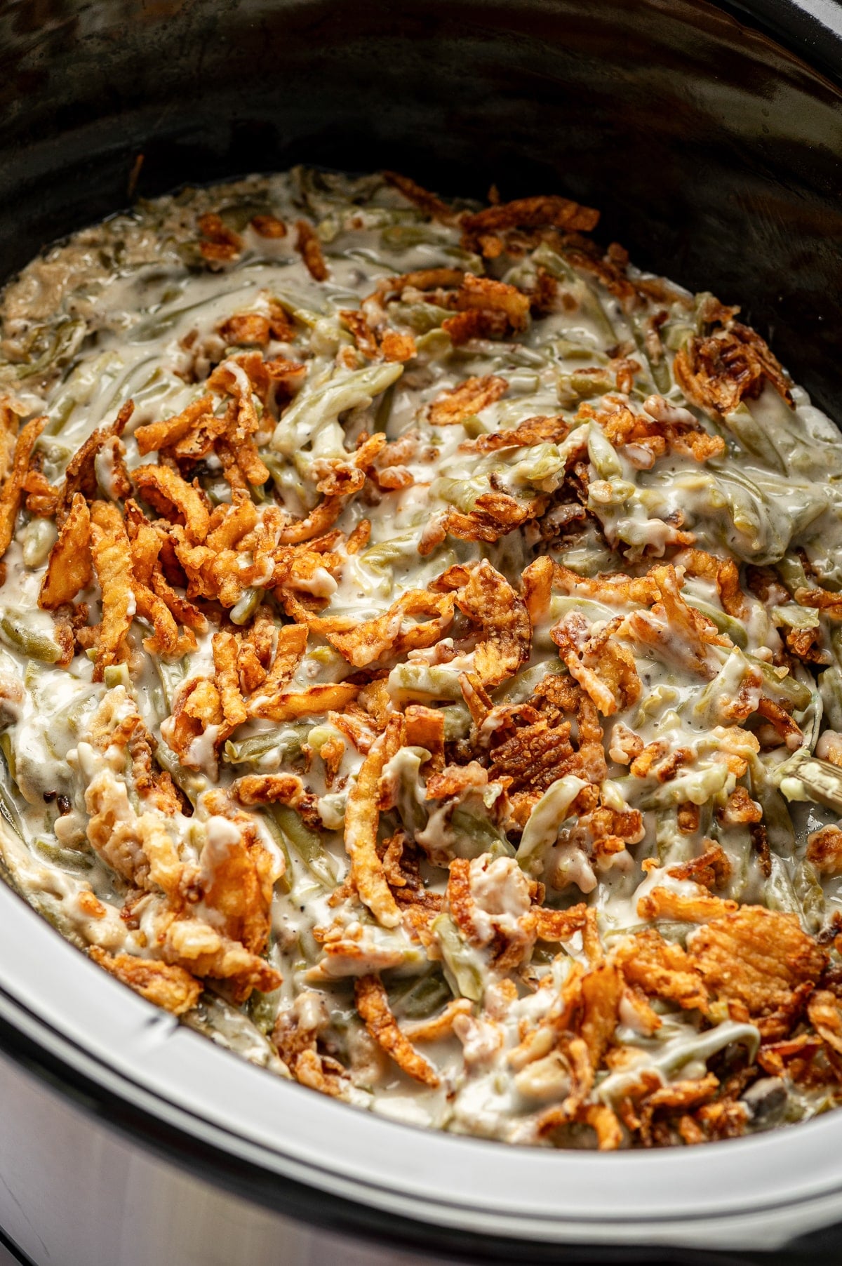 Why casseroles cook unevenly in a slow cooker